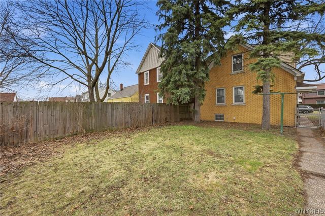 2621 Welch Avenue, Niagara Falls, NY 14303