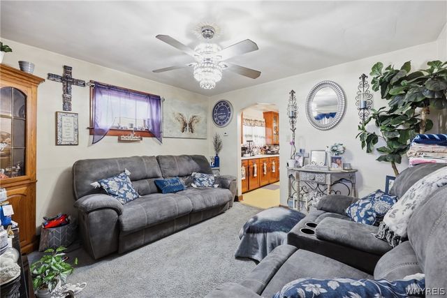 2621 Welch Avenue, Niagara Falls, NY 14303