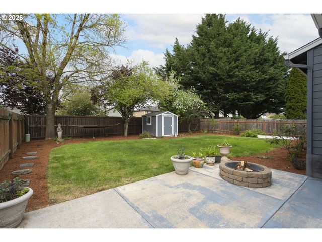 8900 Ne 163RD Ave, Vancouver, WA 98682