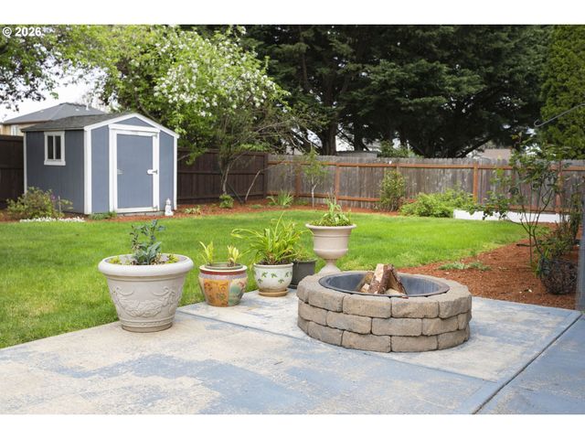 8900 Ne 163RD Ave, Vancouver, WA 98682