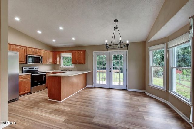 3636 Deland Drive, Kingsport, TN 37664