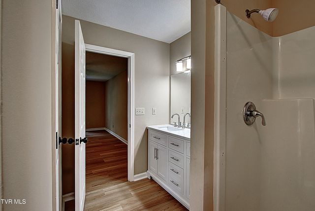 3636 Deland Drive, Kingsport, TN 37664