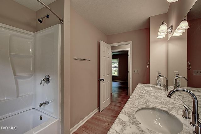 3636 Deland Drive, Kingsport, TN 37664