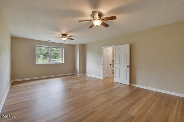 3636 Deland Drive, Kingsport, TN 37664