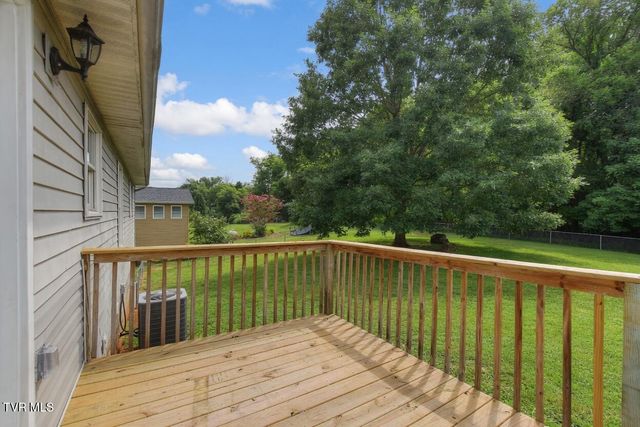 3636 Deland Drive, Kingsport, TN 37664