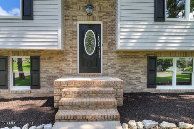3636 Deland Drive, Kingsport, TN 37664