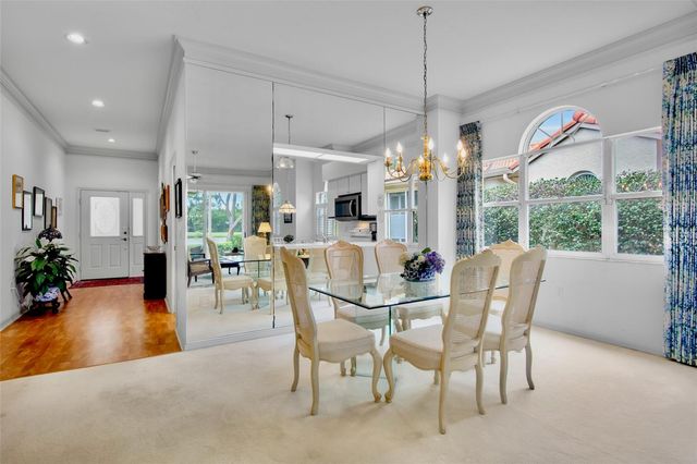 3386 CHELMSFORD COURT 7, Sarasota, FL 34235