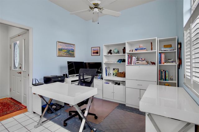 3386 CHELMSFORD COURT 7, Sarasota, FL 34235
