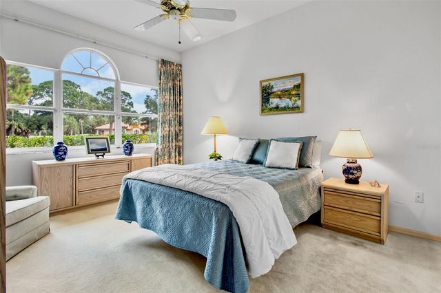3386 CHELMSFORD COURT 7, Sarasota, FL 34235