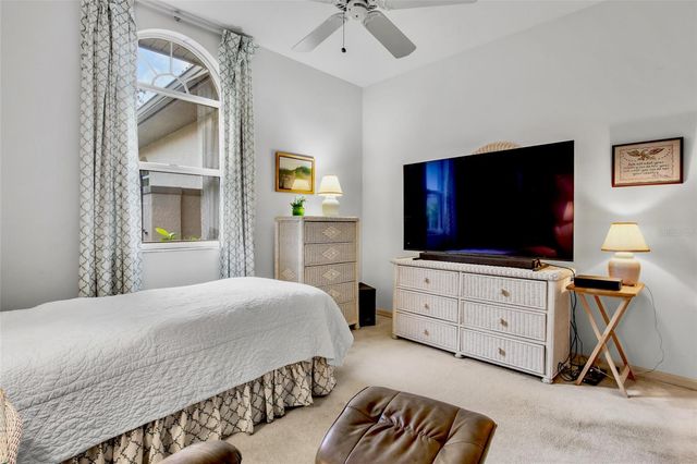 3386 CHELMSFORD COURT 7, Sarasota, FL 34235