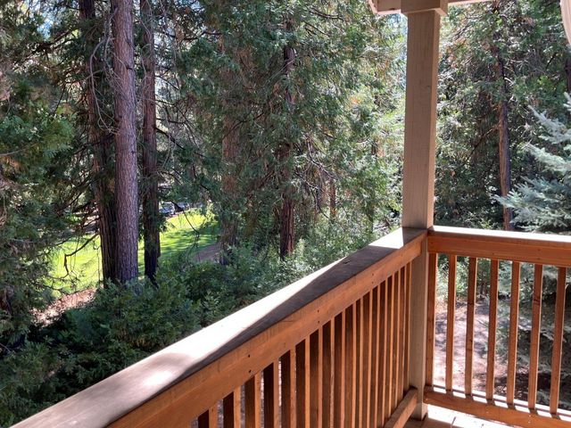 311 S Fairway Village Dr, Murphys, CA 95247