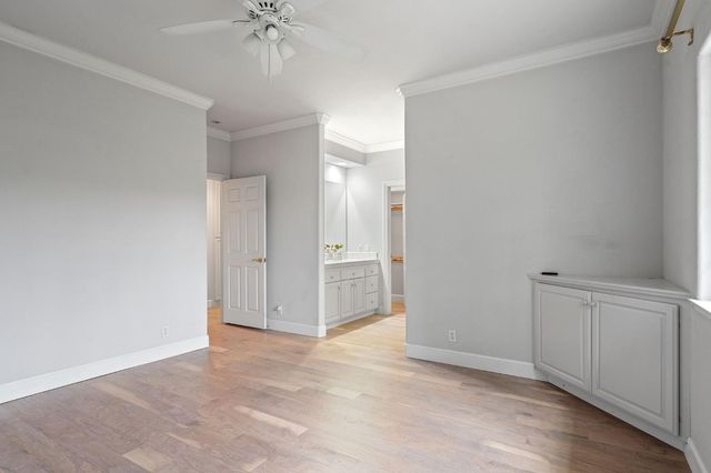 5 Latham Ln, Sacramento, CA 95864