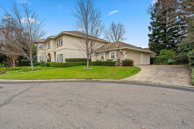 5 Latham Ln, Sacramento, CA 95864