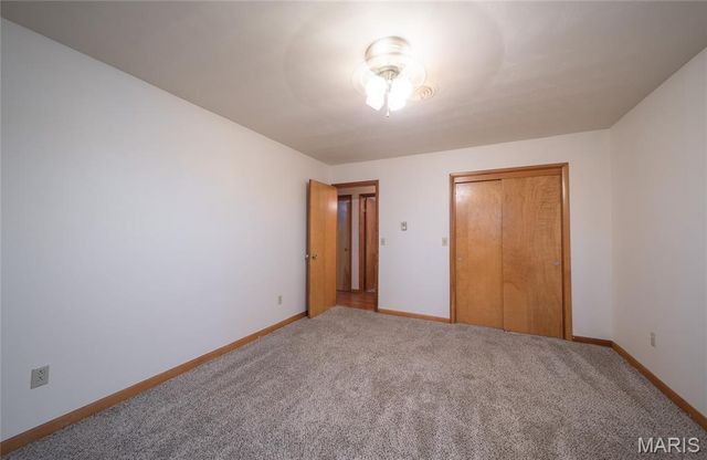 419 E Hardy Street, St James, MO 65559