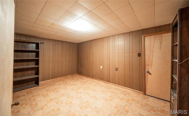 419 E Hardy Street, St James, MO 65559