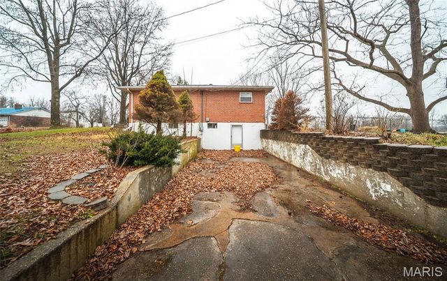 419 E Hardy Street, St James, MO 65559