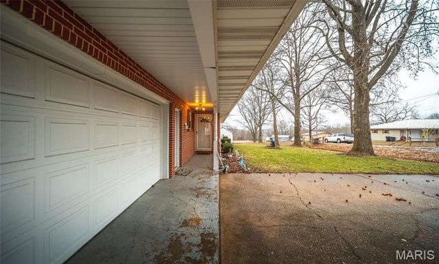 419 E Hardy Street, St James, MO 65559