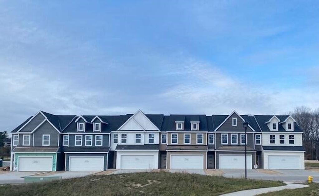 4245 Stratton Boulevard 26, Kentwood, MI 49512