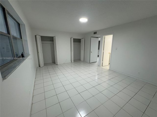 4801 NW 22nd Ct 103, Lauderhill, FL 33313