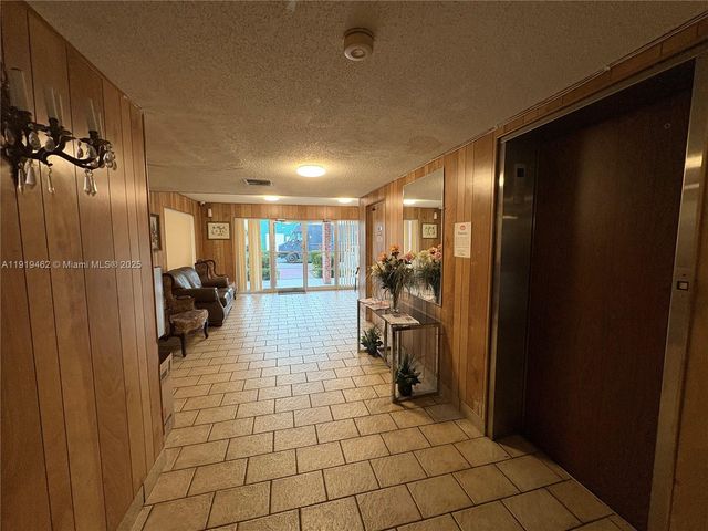 4801 NW 22nd Ct 103, Lauderhill, FL 33313