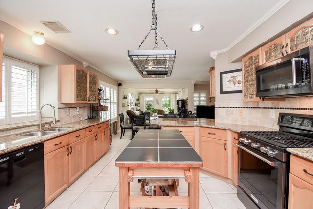 222 High Meadows Drive, Sugar Land, TX 77479