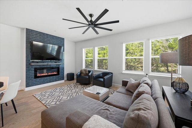 7937 Bayside Drive, Rowlett, TX 75088