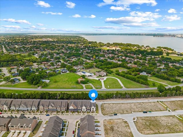 7937 Bayside Drive, Rowlett, TX 75088