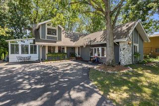 4140 Augusta Drive, Crown Point, IN 46307