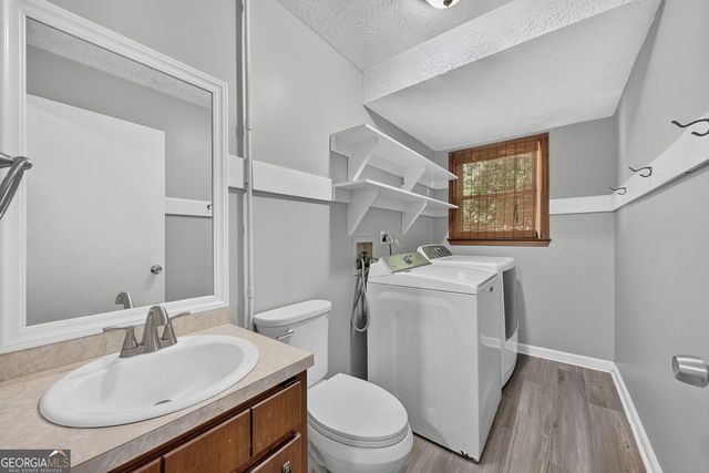 917 Andover Court, Woodstock, GA 30188