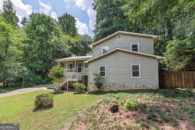 917 Andover Court, Woodstock, GA 30188