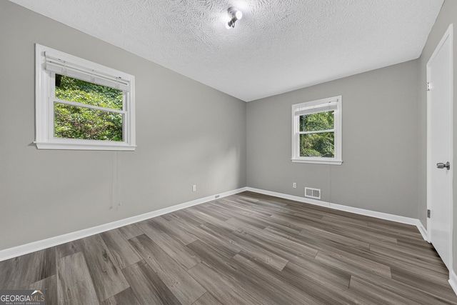 917 Andover Court, Woodstock, GA 30188
