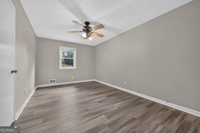 917 Andover Court, Woodstock, GA 30188