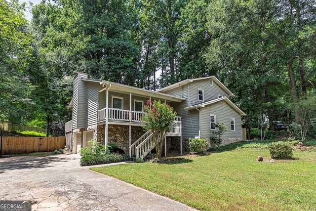 917 Andover Court, Woodstock, GA 30188