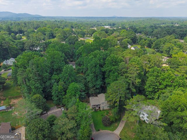 917 Andover Court, Woodstock, GA 30188