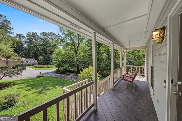 917 Andover Court, Woodstock, GA 30188
