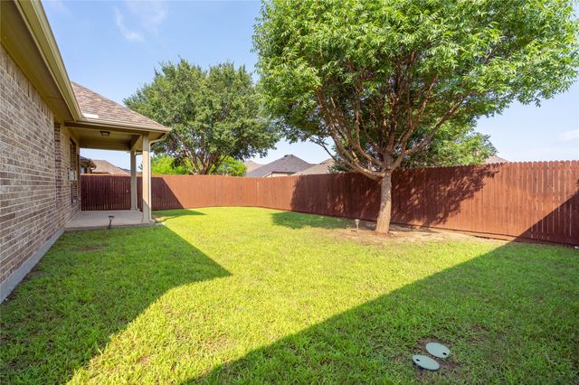 612 Calliopsis Street, Little Elm, TX 75068