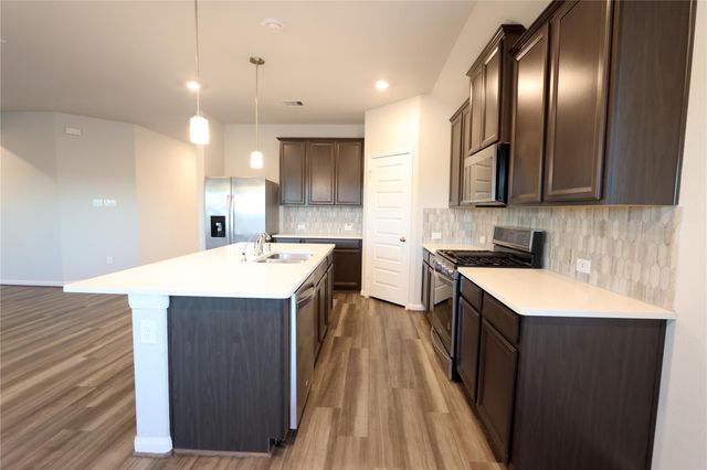 1210 Oak Barrel Run, Richmond, TX 77406