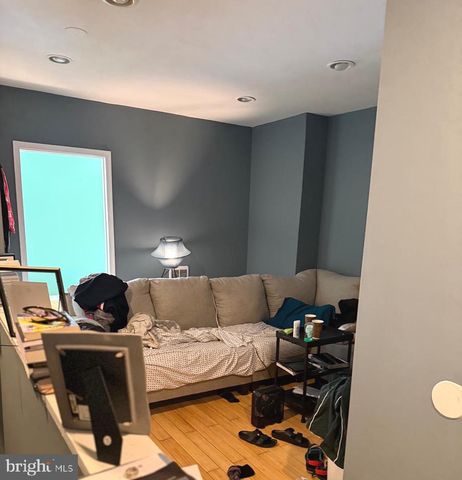 3211 W MONTGOMERY AVE, Philadelphia, PA 19121