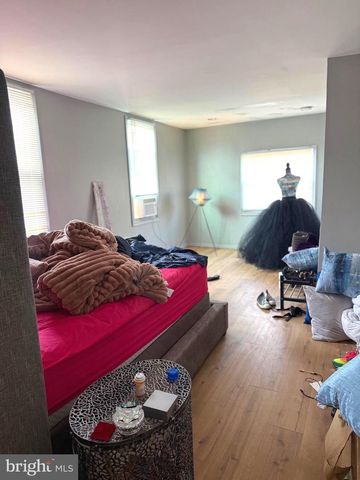 3211 W MONTGOMERY AVE, Philadelphia, PA 19121