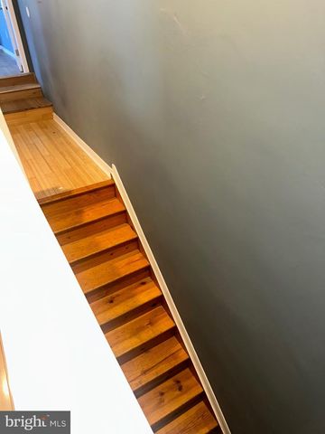 3211 W MONTGOMERY AVE, Philadelphia, PA 19121