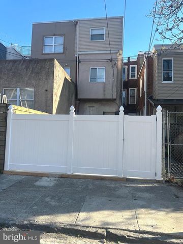 3211 W MONTGOMERY AVE, Philadelphia, PA 19121