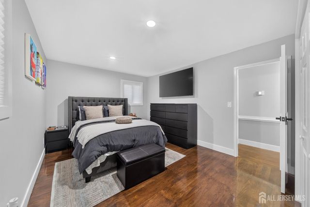 24 Stima Avenue, Carteret, NJ 07008