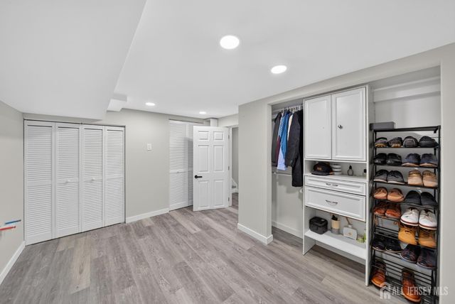 24 Stima Avenue, Carteret, NJ 07008