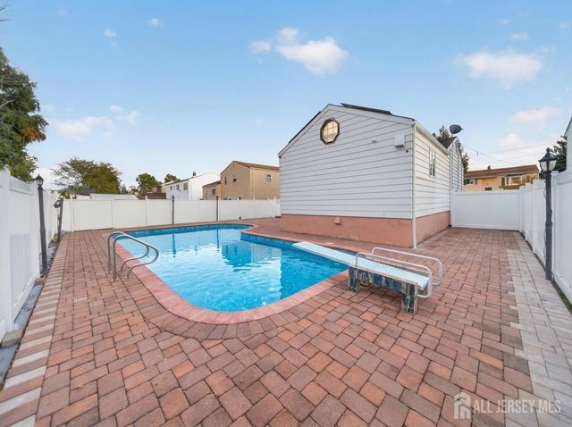 24 Stima Avenue, Carteret, NJ 07008