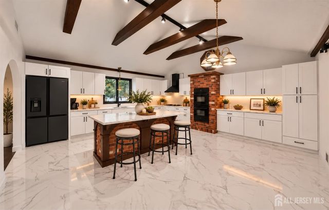 24 Stima Avenue, Carteret, NJ 07008