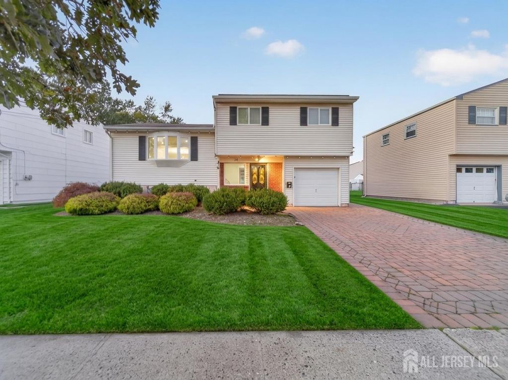 24 Stima Avenue, Carteret, NJ 07008