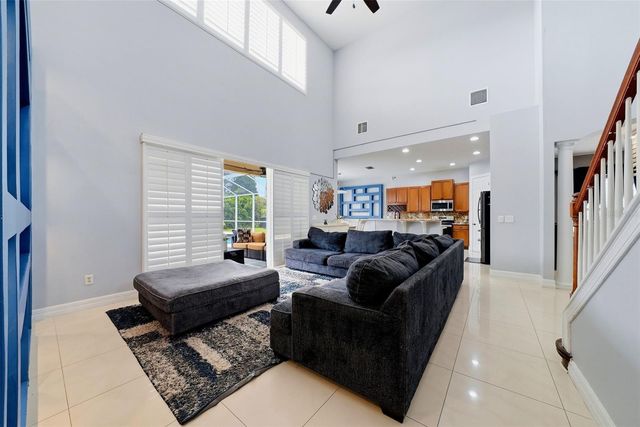 18043 COZUMEL ISLE DRIVE, Tampa, FL 33647