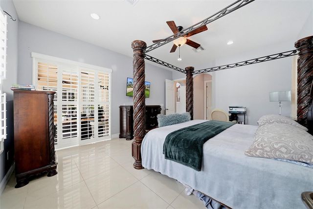 18043 COZUMEL ISLE DRIVE, Tampa, FL 33647