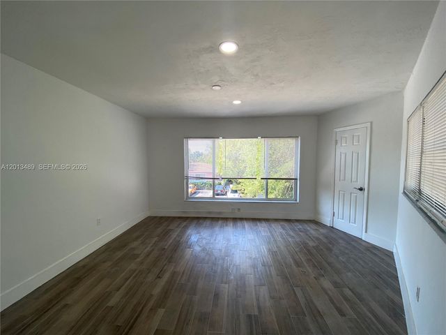 1025 NE 78th St Rd 2, Miami, FL 33138