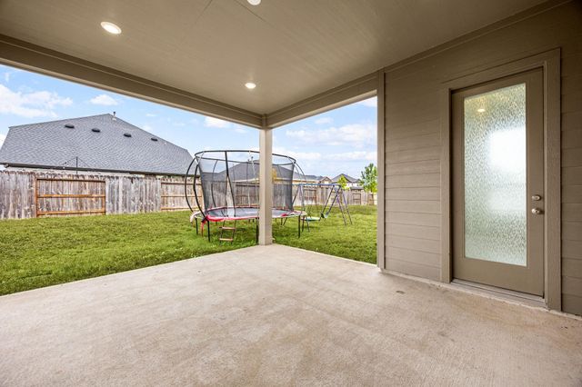 17535 White Baneberry Drive, Conroe, TX 77385